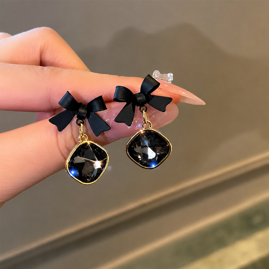 Mj Er 209 Black Bow Diamond Product Page
